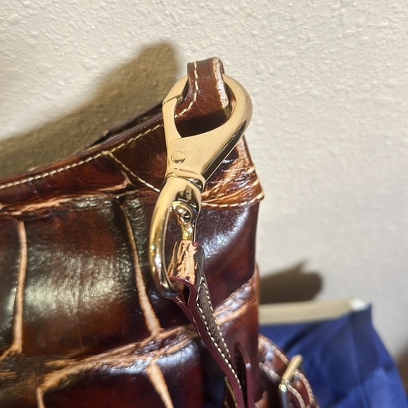 Dooney& Bourke Handbag - Picture 3 of 9